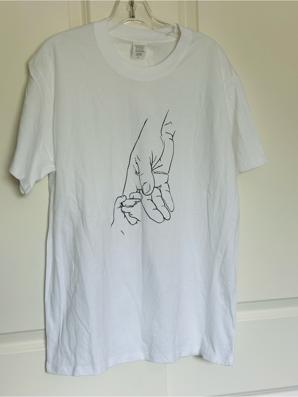 NWOT Father and Childs Hands Men's White Graphic Crewneck T‑Shirt Size M